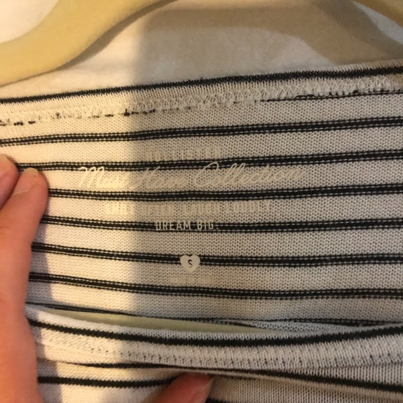 Hollister striped sweater - Picture 4 of 4